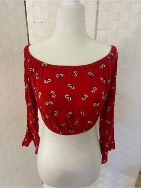 Billabong Red Floral Off-Shoulder Cropped Top